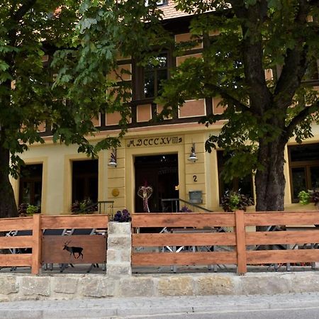 Gasthof Pension Zum Goldenen Hirschen Burgbernheim Екстер'єр фото