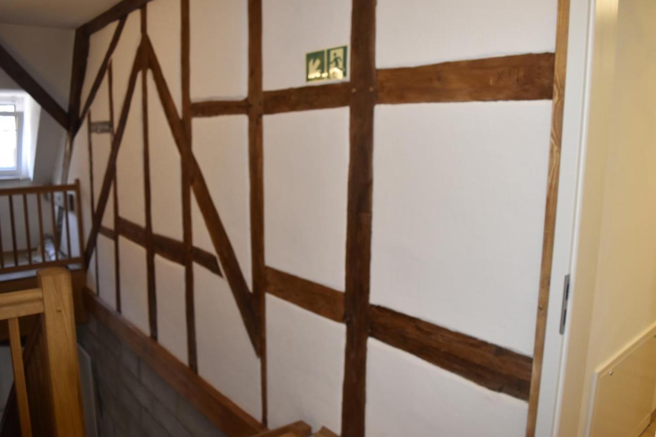 Gasthof Pension Zum Goldenen Hirschen Burgbernheim Екстер'єр фото